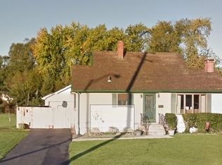 1211 N Main St, Crown Point, IN 46307