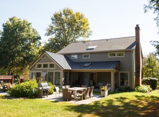 6 Windey Way Ln, Doylestown, PA 18901