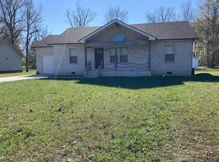 151 Green Meadow Dr, Smithville, TN 37166