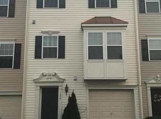 194 Tidewater Ter, Falling Waters, WV 25419