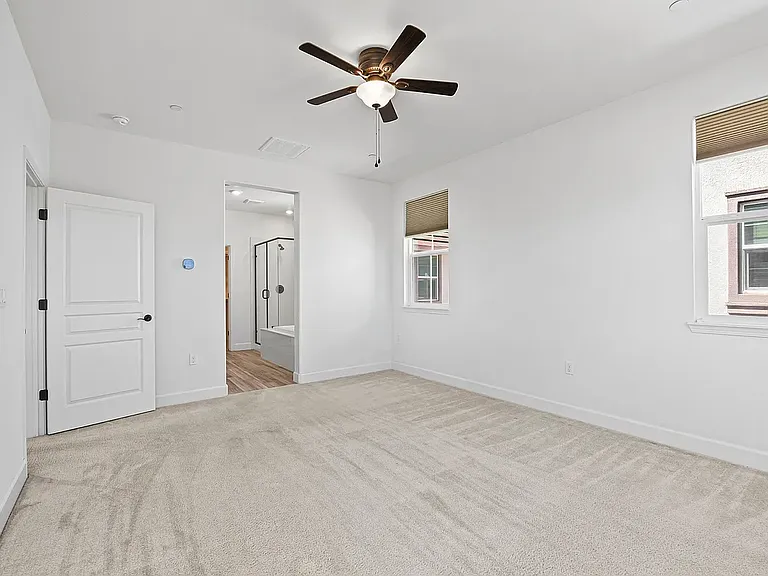 119 Chickadee Ln — Photo 23