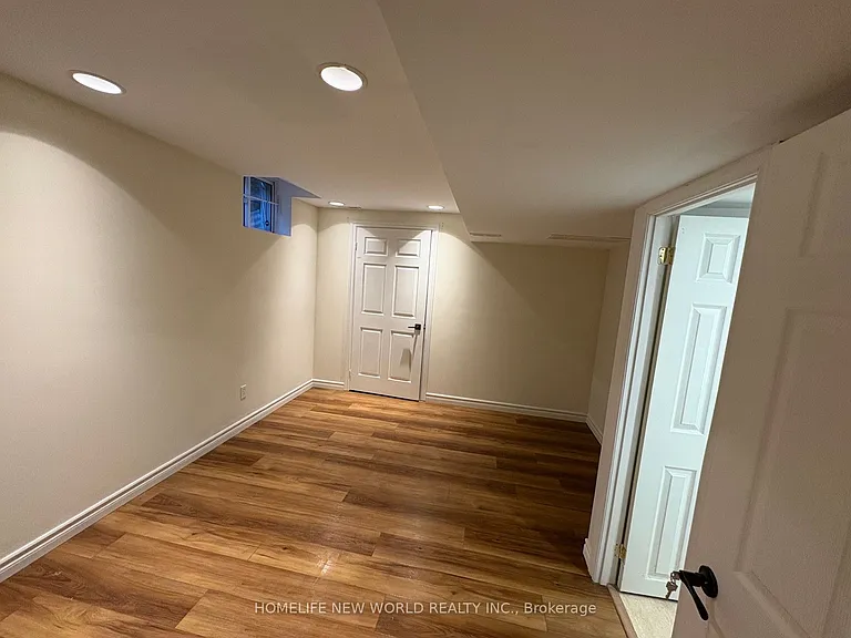 41 Majestic Dr #BASEMENT — Photo 21