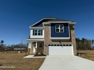 906 Freewoods Ct, Jacksonville, NC 28546
