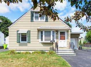 339 Orwood Pl, Syracuse, NY 13208