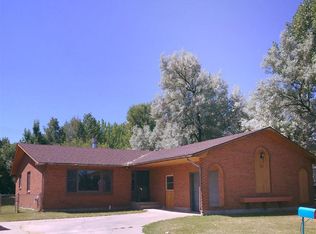 372 Bellvue Ave, Lander, WY 82520