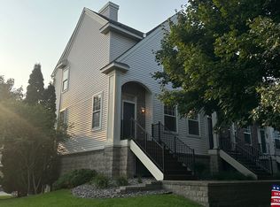 11330 Davenport Cir NE, Minneapolis, MN 55449