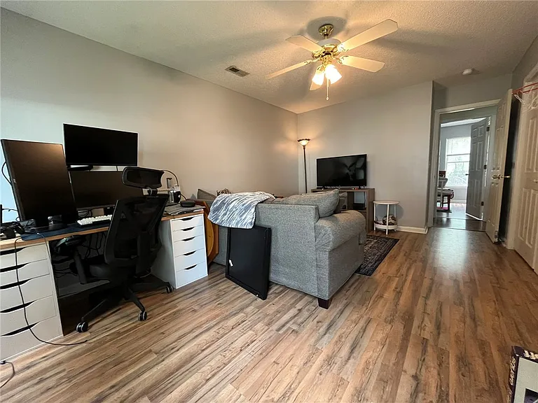 116 Arbors Ct — Photo 25