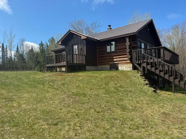 W16024 Sandtown Rd, Curtis, MI 49820