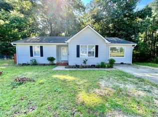 1505 Diamond Rd, Fayetteville, NC 28311