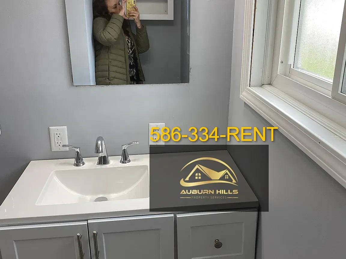 3 bed, 1143 sqft, $1,400 — Photo 3