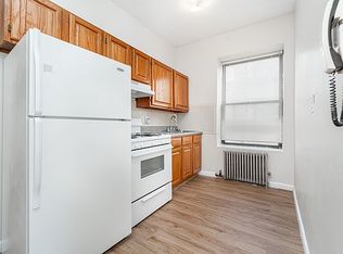 22-69 42nd St #2B, Astoria, NY 11105