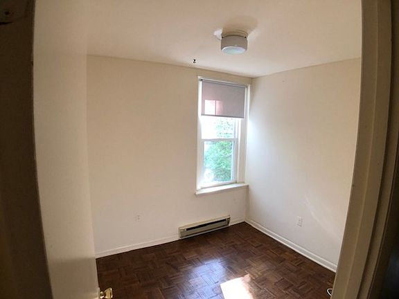 5th image of 1910 Sulgrave Ave #1