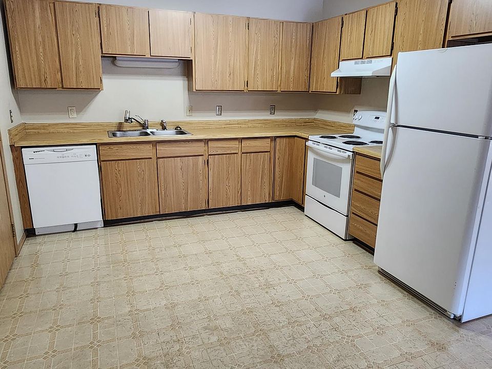 1st image of 2555 Mission Rd #10975909