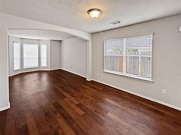 2nd image of 2411 Hawthorne Brook Lane