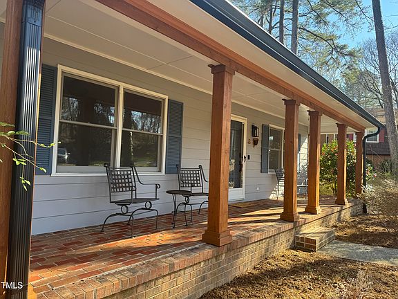 2nd image of 4311 Abbey Pl