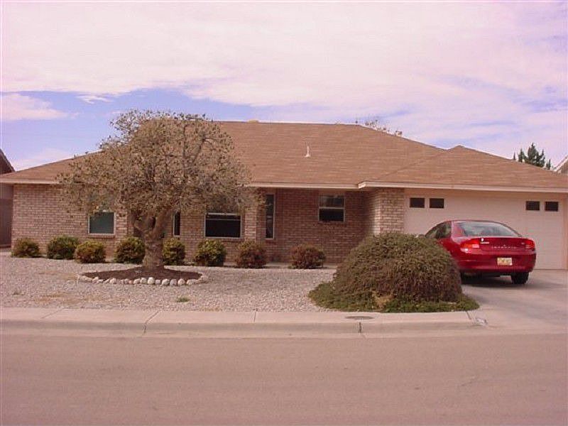 1st image of 3655 Mosswood Ave