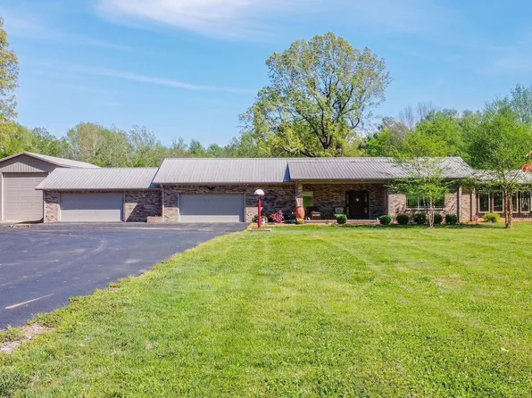 1557 Oak Park Blvd, Calvert City, KY 42029