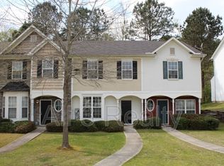 6099 Camden Forrest Ct, Riverdale, GA