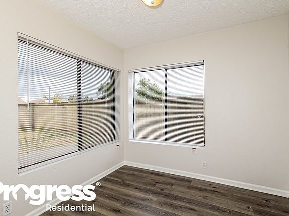 4th image of 7302 W Dahlia Dr