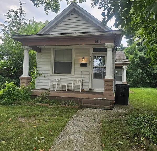 1511 Texas Ave — Photo 1