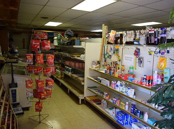 5th image of 4431 Philpott Dr