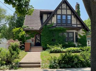 1130 Emilie St, Green Bay, WI 54301