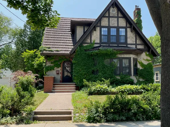 1130 Emilie St, Green Bay, WI 54301