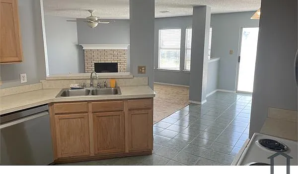 1566 Brandywine Ln — Photo 4