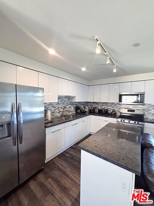1st image of 2651 S Hobart Blvd #1