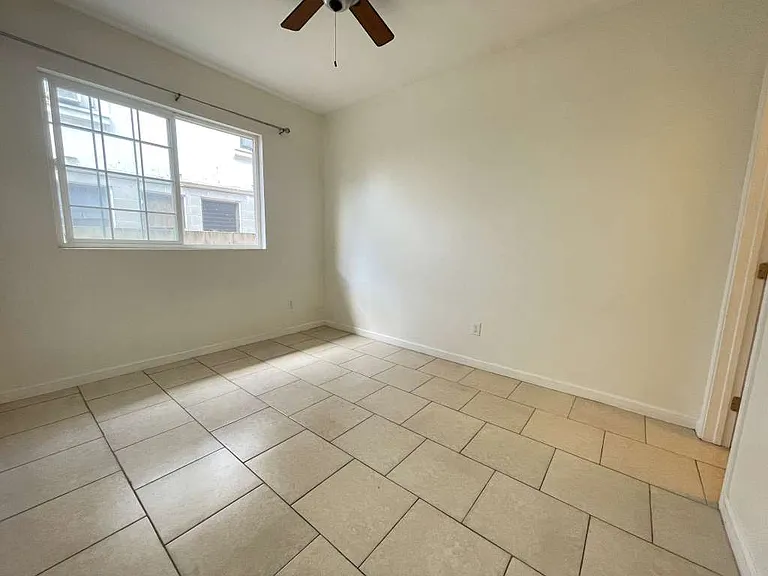 732 Birch St — Photo 7