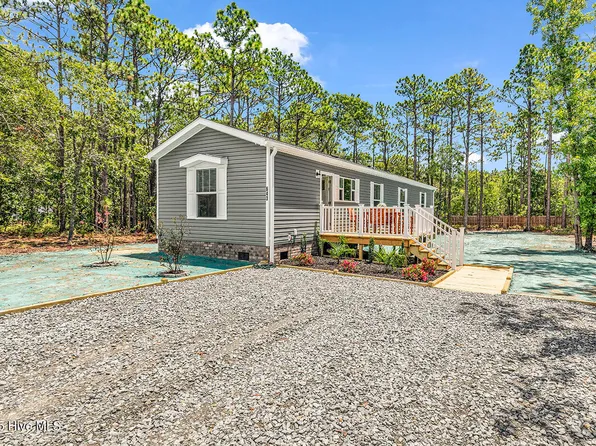 643 Oakwood Drive SW, Supply, NC 28462