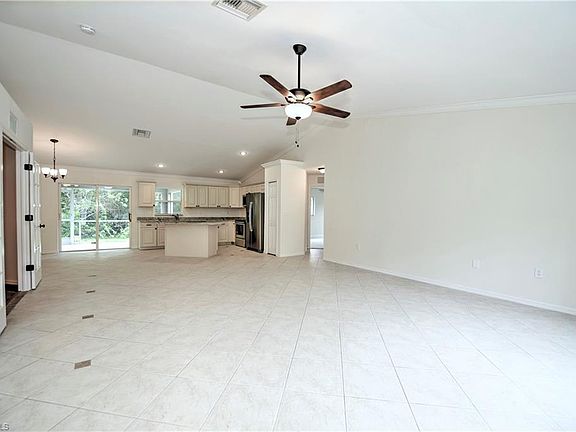 5th image of 5562 Billings St
