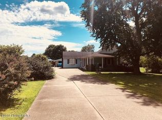 4715 Dover Rd, Louisville, KY 40216