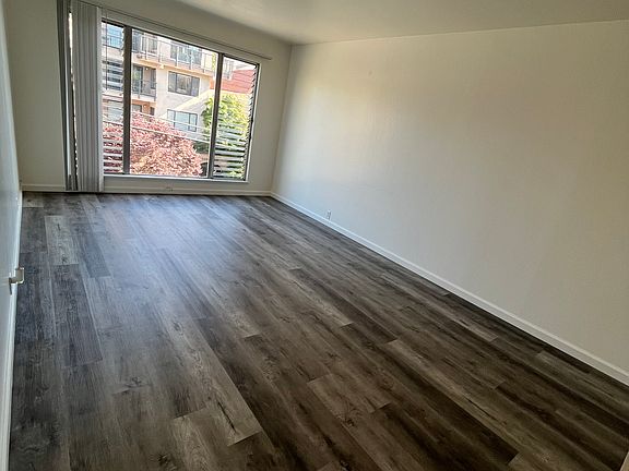 5th image of 317 Hanover Ave