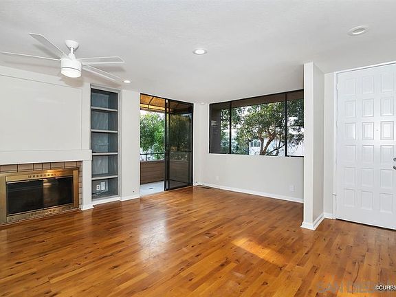 4th image of 1481 La Playa Ave