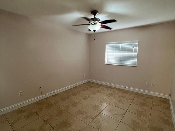 3rd image of 3690 N 56th Ave APT 908