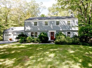 21 Highcliff Ter, Pound Ridge, NY 10576