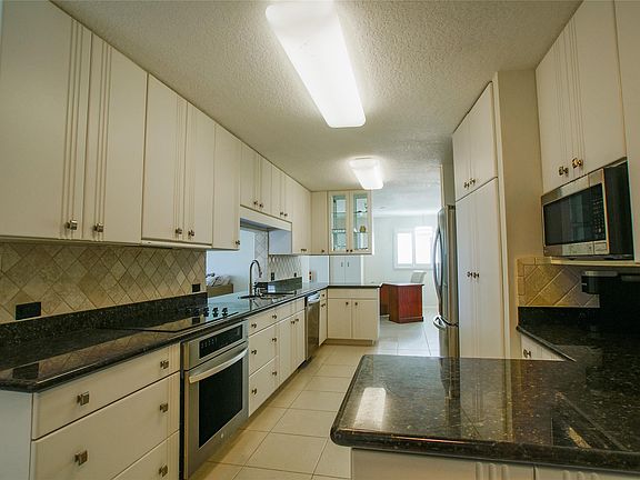 5th image of 1240 W Campanelli Drive