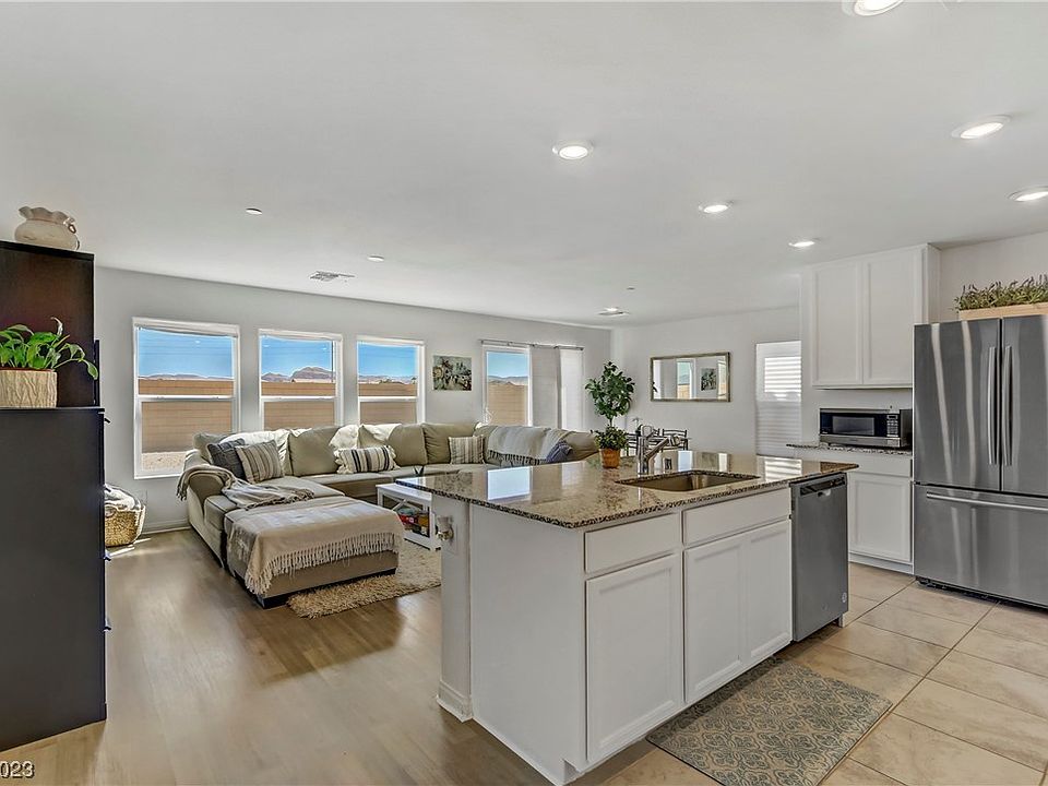 1st image of 8661 Senna Ave