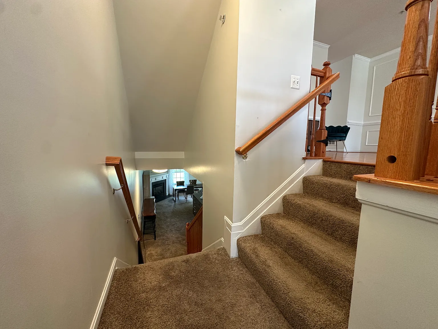 3 bed, 2.5 bath, 2576 sqft, $3,400 — Photo 3