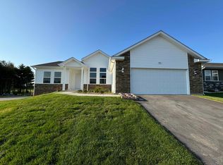 802 Margarets Way, Belleville, WI 53508