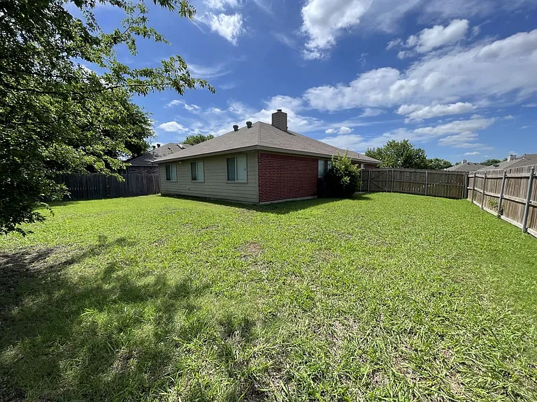 3305 Rustic Meadow Trl — Photo 12