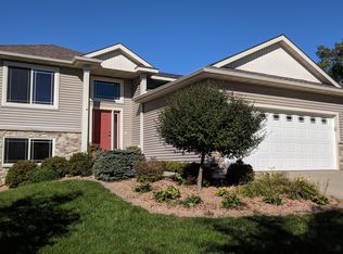 6287 Pheasant Ln NW, Rochester, MN 55901