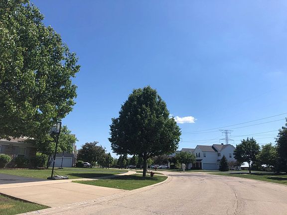 4th image of 1829 Parkside Dr