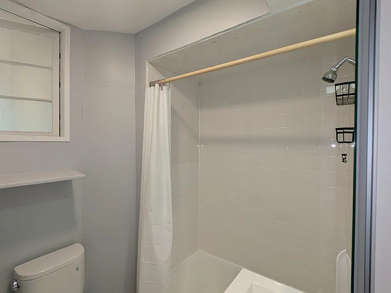 316 Beacon St — Photo 11