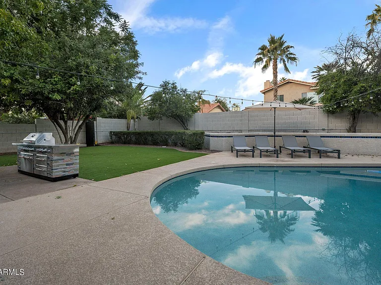 5408 E Kelton Ln — Photo 58