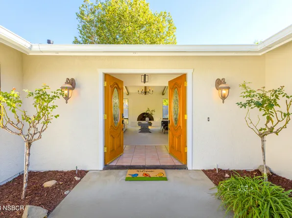 906 Hornbeck Pl, Solvang, CA 93463