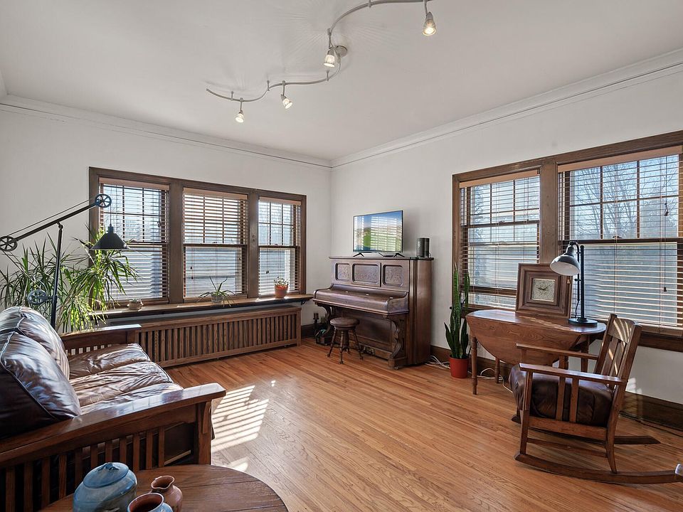 1st image of 4325 Bryant Ave S #D204