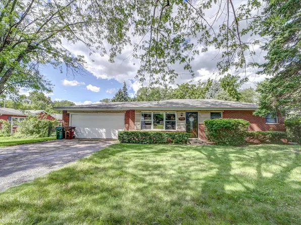 105 Roy St, New Lenox, IL 60451