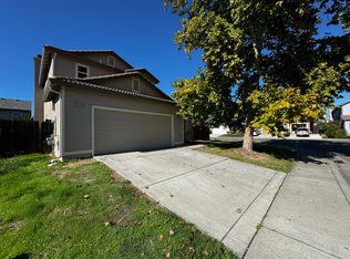 8268 Iron Gorge Dr, Sacramento, CA 95829